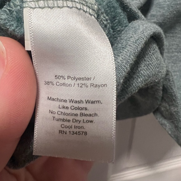 Vineyard Vines Pullover Boys Size Medium (12-14) - Picture 5 of 5